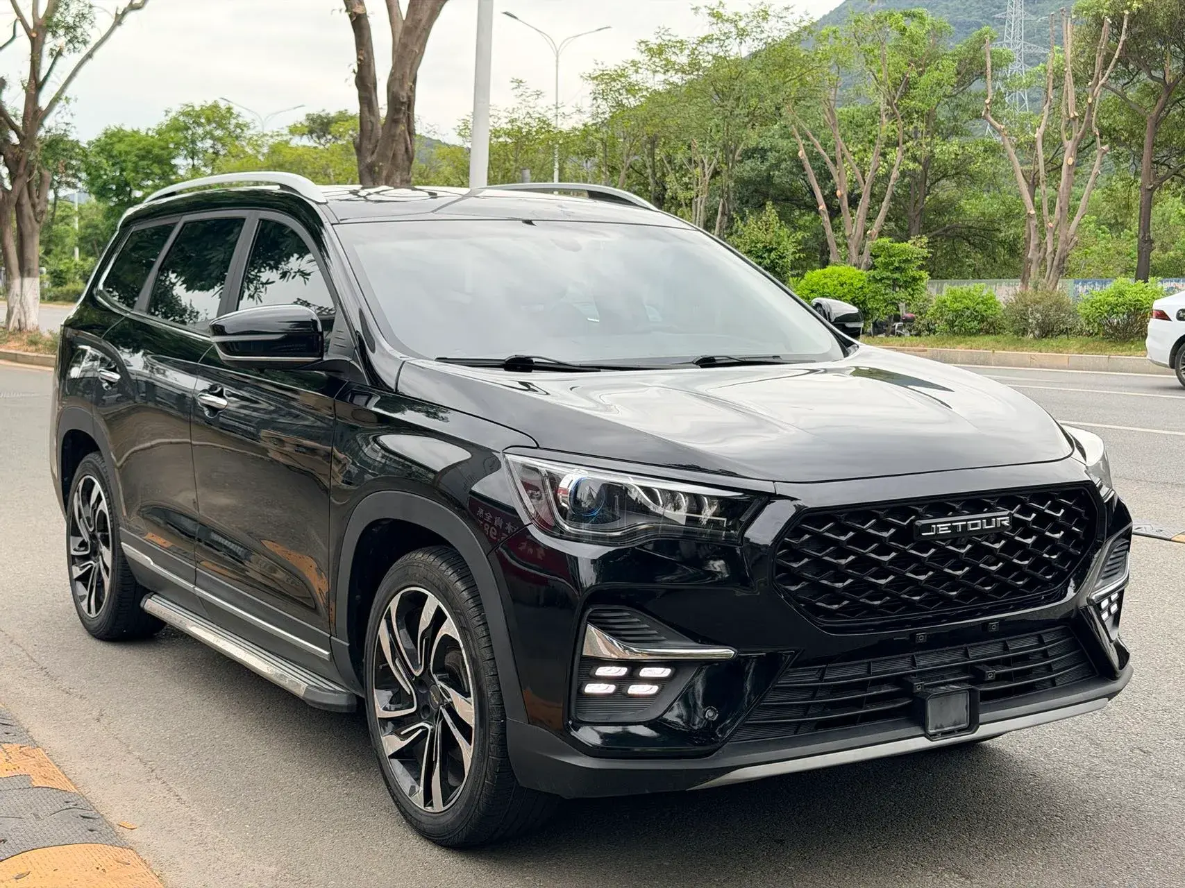 2019 JETOUR X90 thumbnail 2