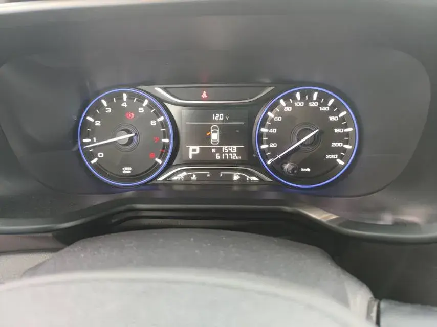 2017 GAC TRUMPCHI thumbnail 4