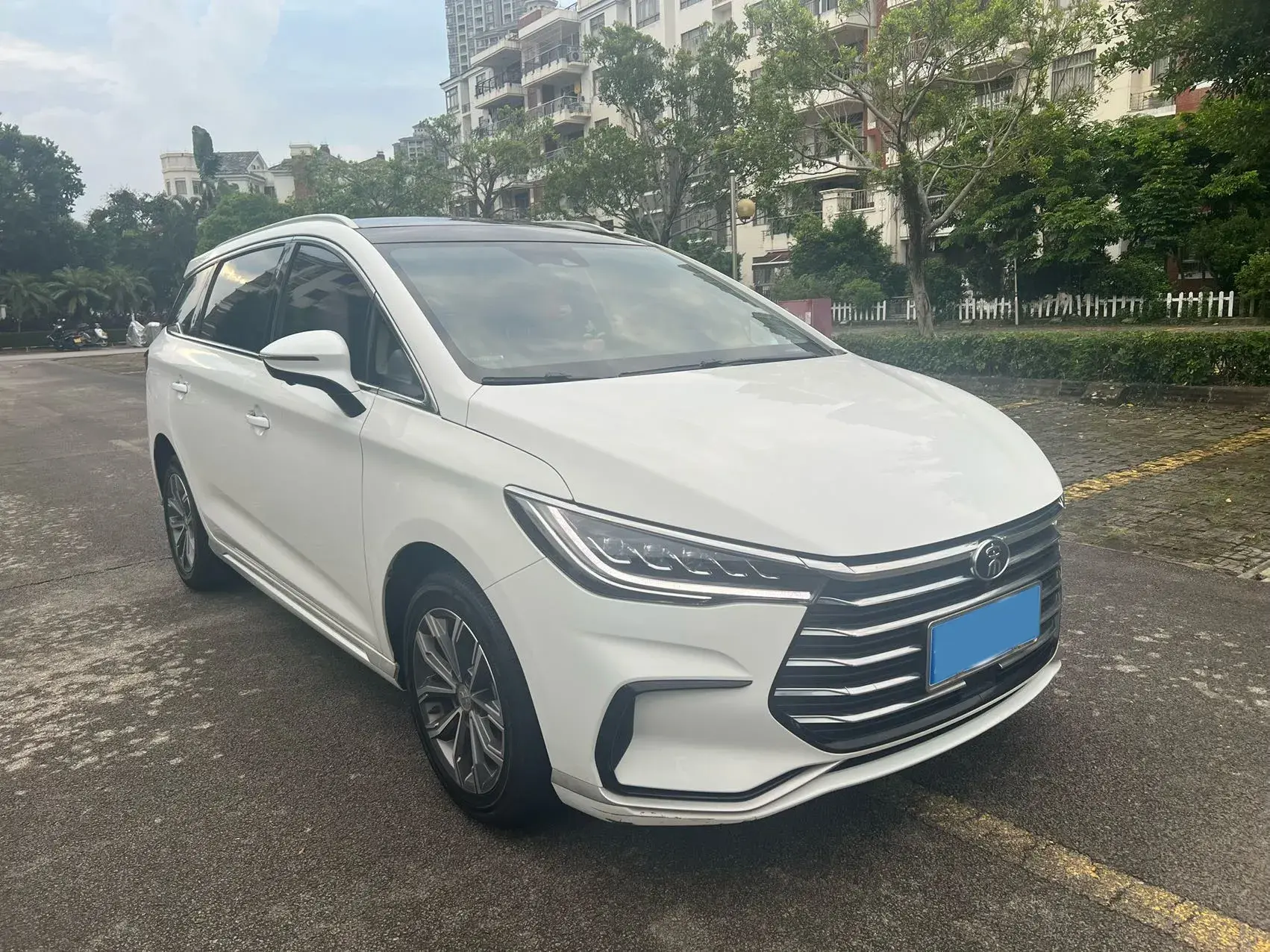 2021 BYD SONG thumbnail 2