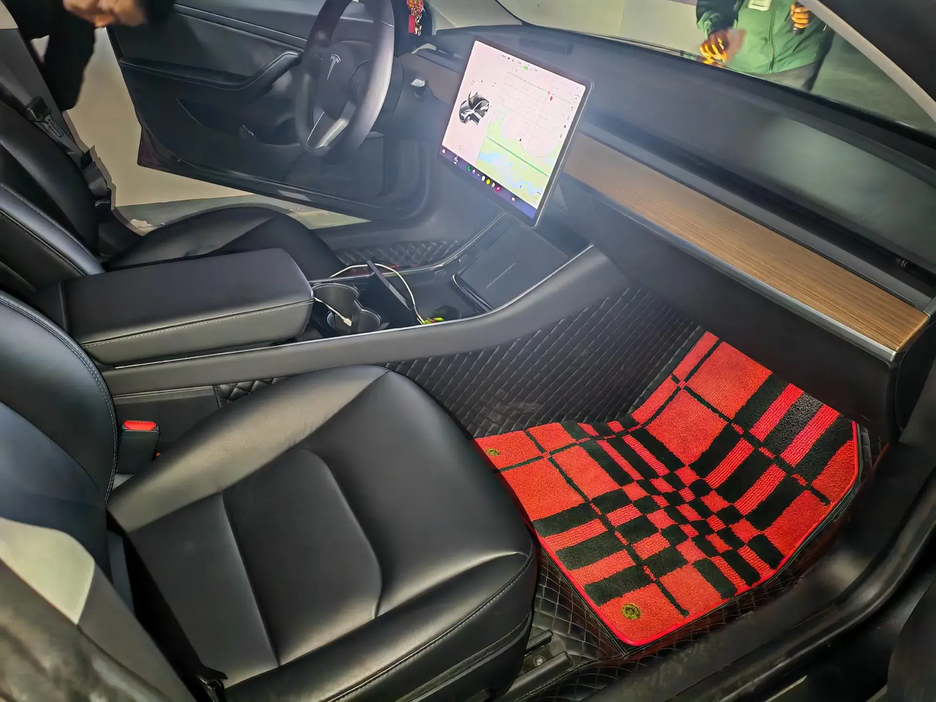 2020 TESLA MODEL thumbnail 4