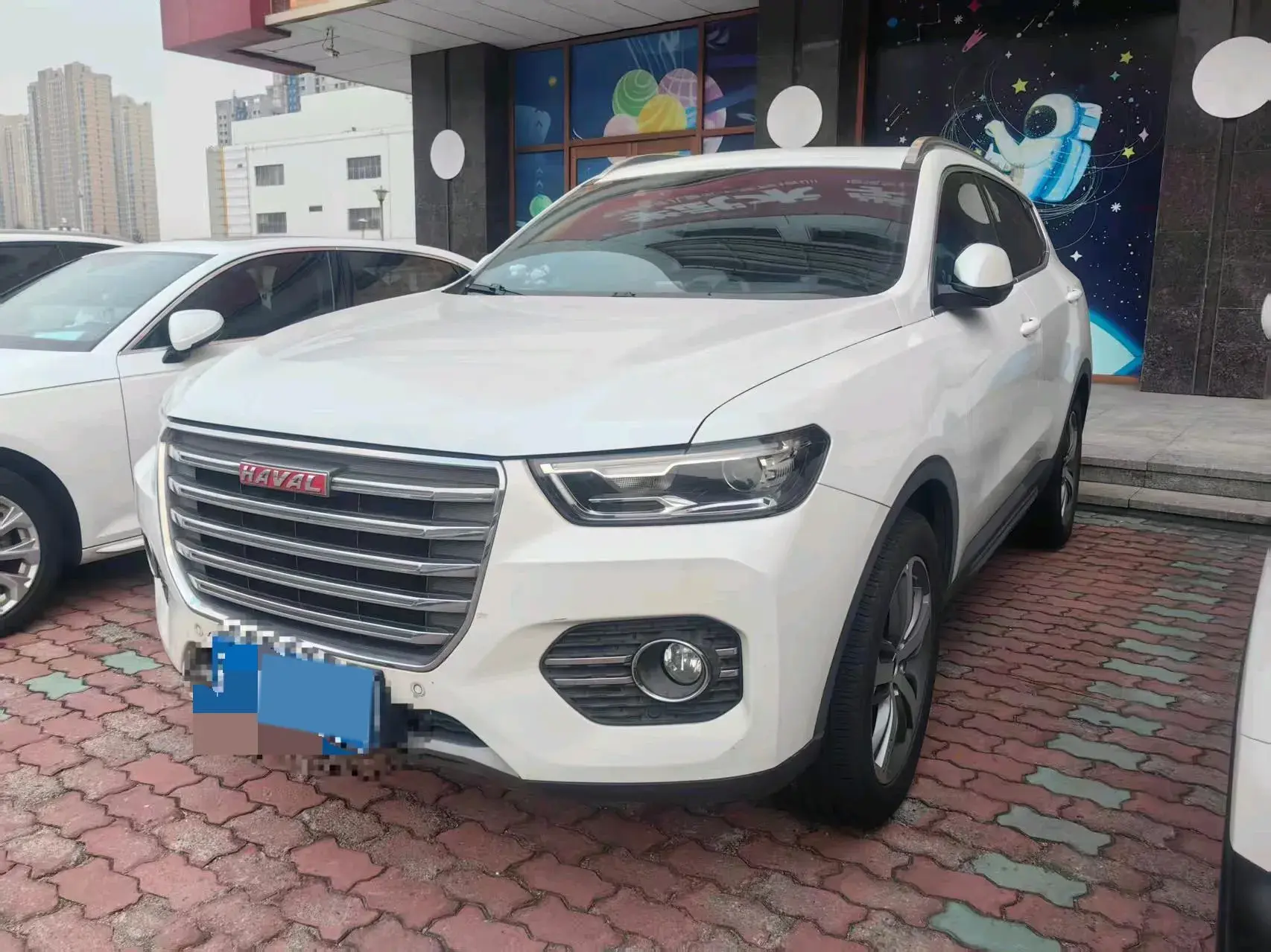 2017 HAVAL H6 view 1