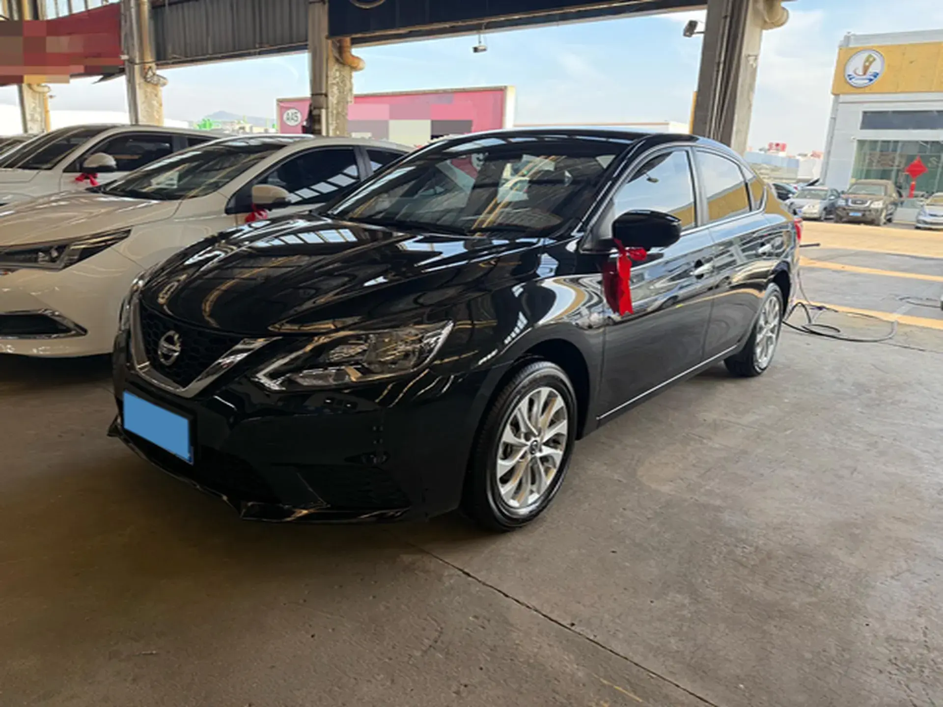 2024 NISSAN SYLPHY view 1