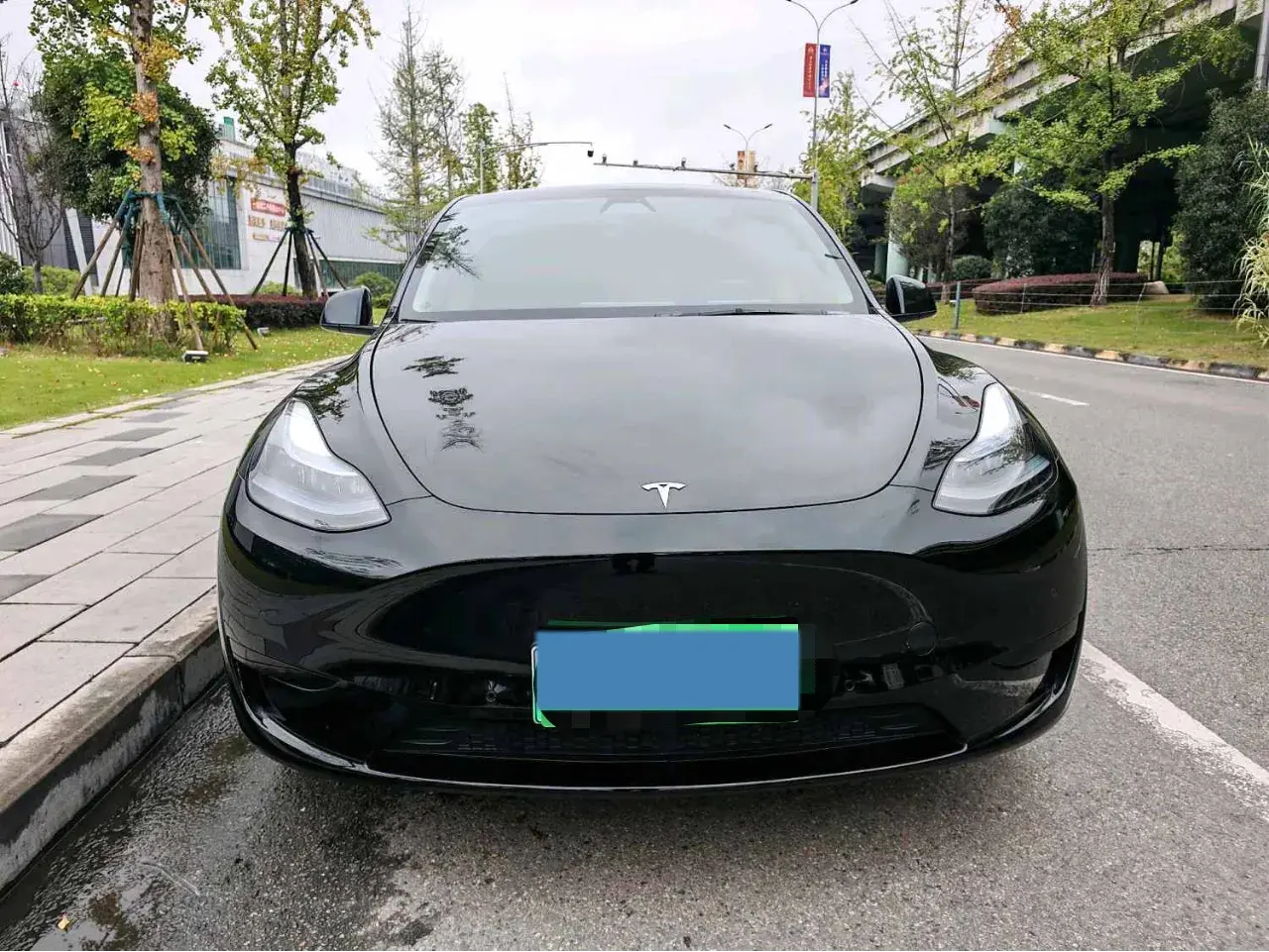 2022 TESLA MODEL thumbnail 2