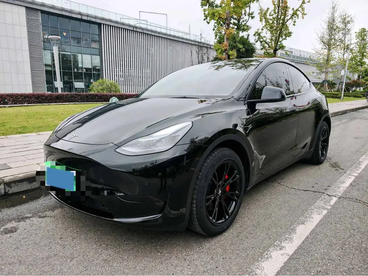 2022 TESLA MODEL view 1