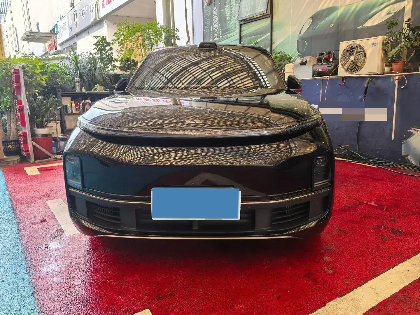 2023 LI L8 thumbnail 2