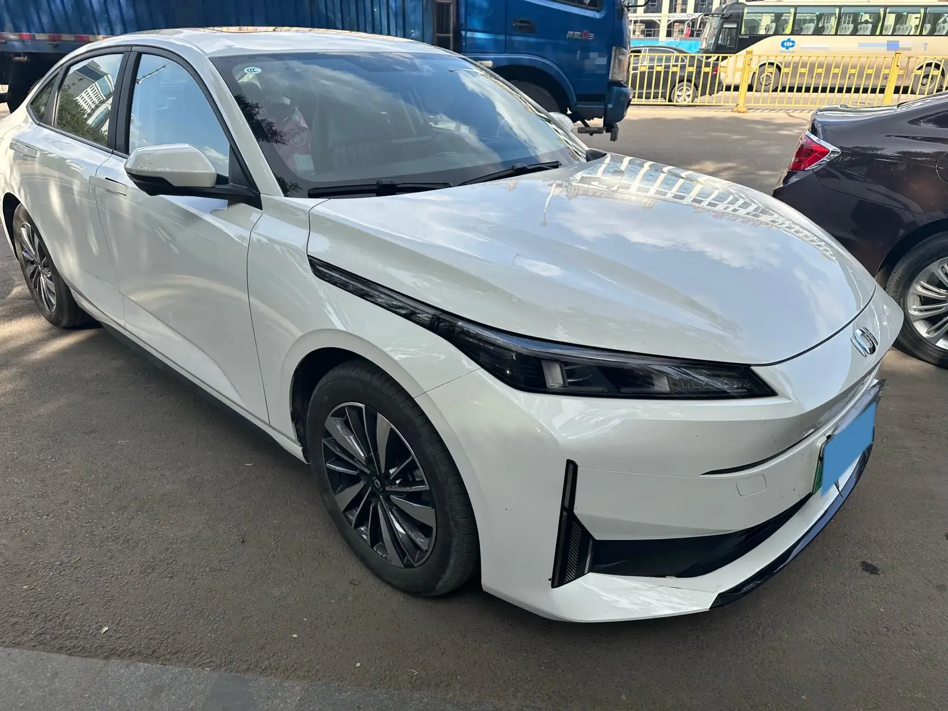 2024 CHANGAN QIYUAN thumbnail 3