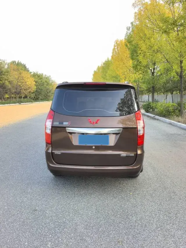 2015 WULING HONGGUANG thumbnail 4