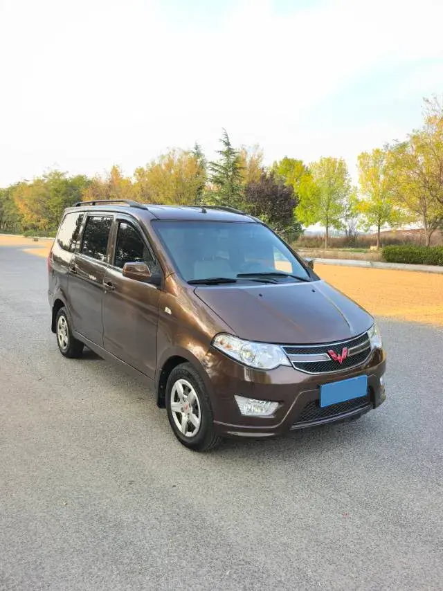 2015 WULING HONGGUANG thumbnail 2