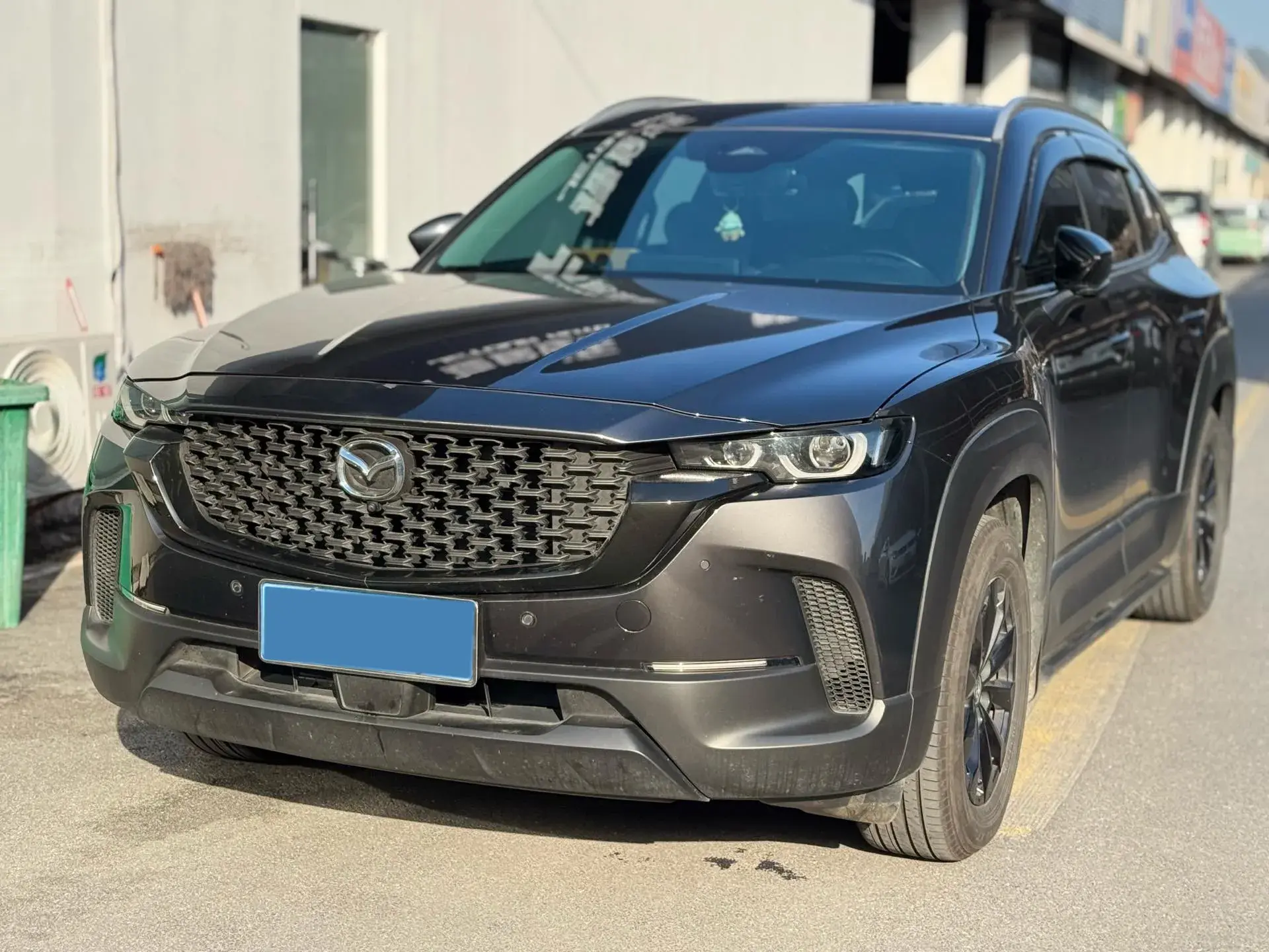 2023 MAZDA CX-50 view 1