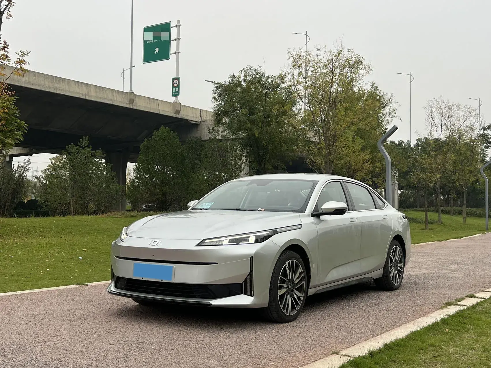 2024 CHANGAN QIYUAN view 1