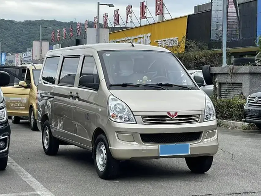 2022 WULING RONGGUANG thumbnail 2
