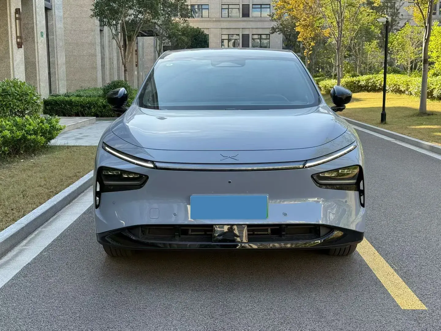 2025 XPENG G7 thumbnail 2