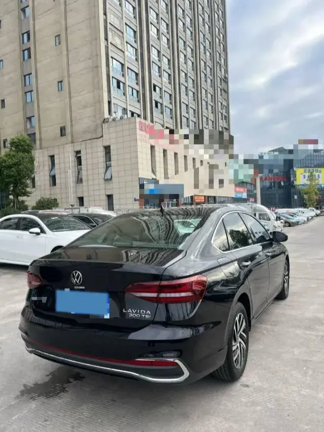 2023 VOLKSWAGEN LAVIDA thumbnail 4