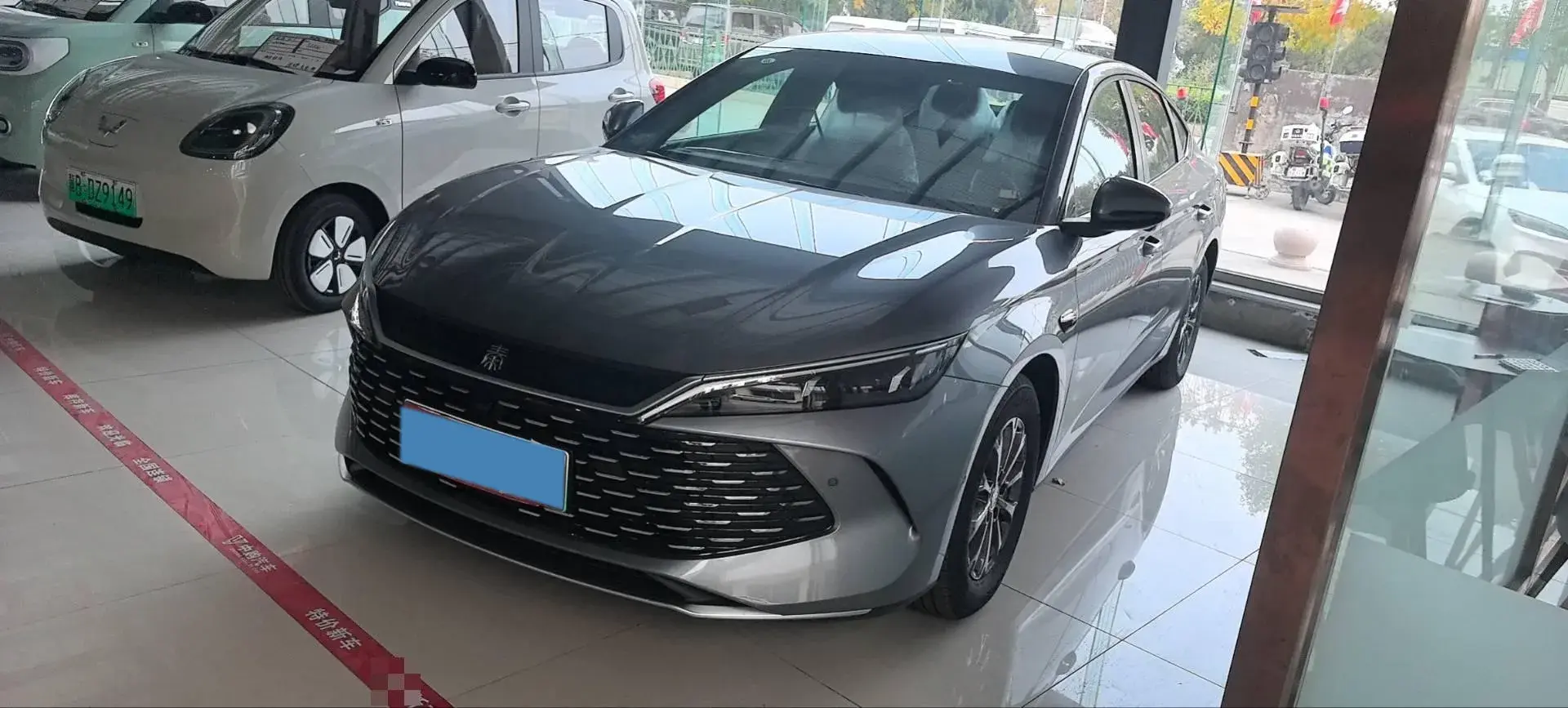 2025 BYD QINL view 1