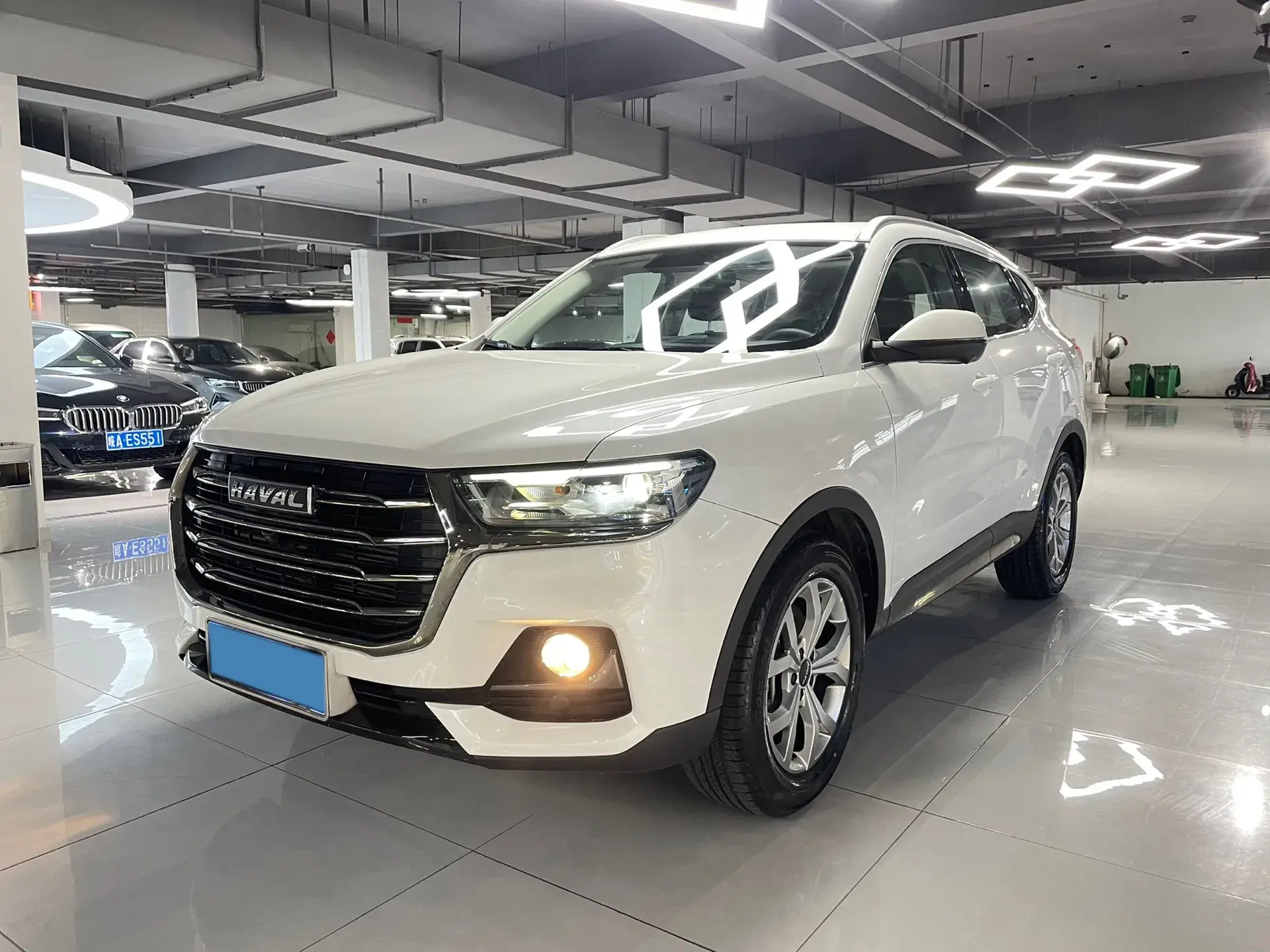 2021 HAVAL H6 view 1