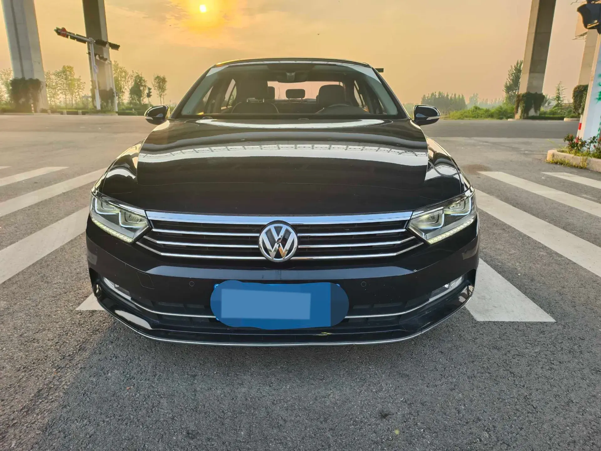 2018 VOLKSWAGEN MAGOTAN thumbnail 2