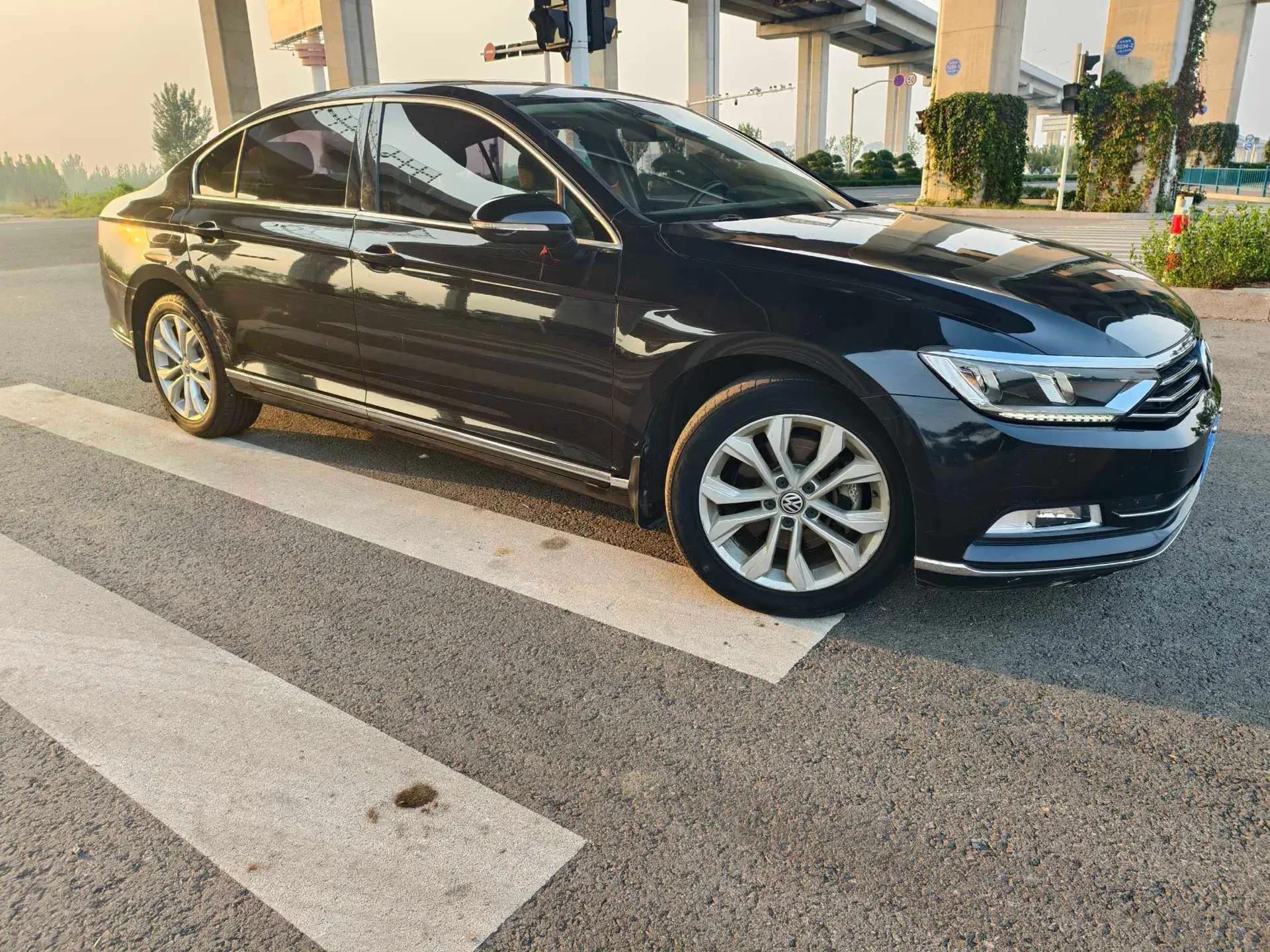 2018 VOLKSWAGEN MAGOTAN thumbnail 3