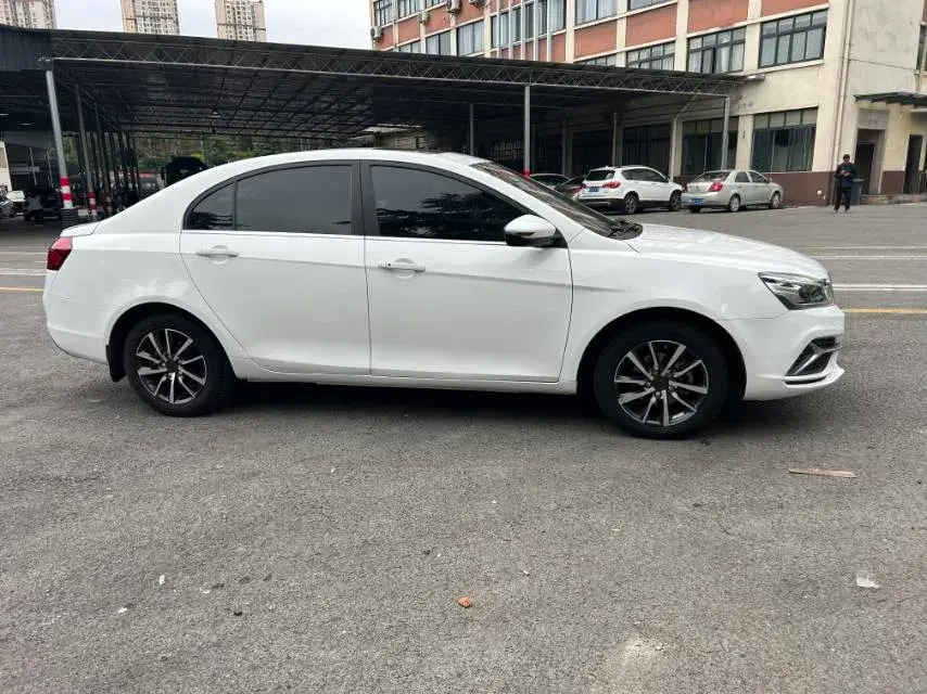 2019 GEELY EMGRAND thumbnail 3