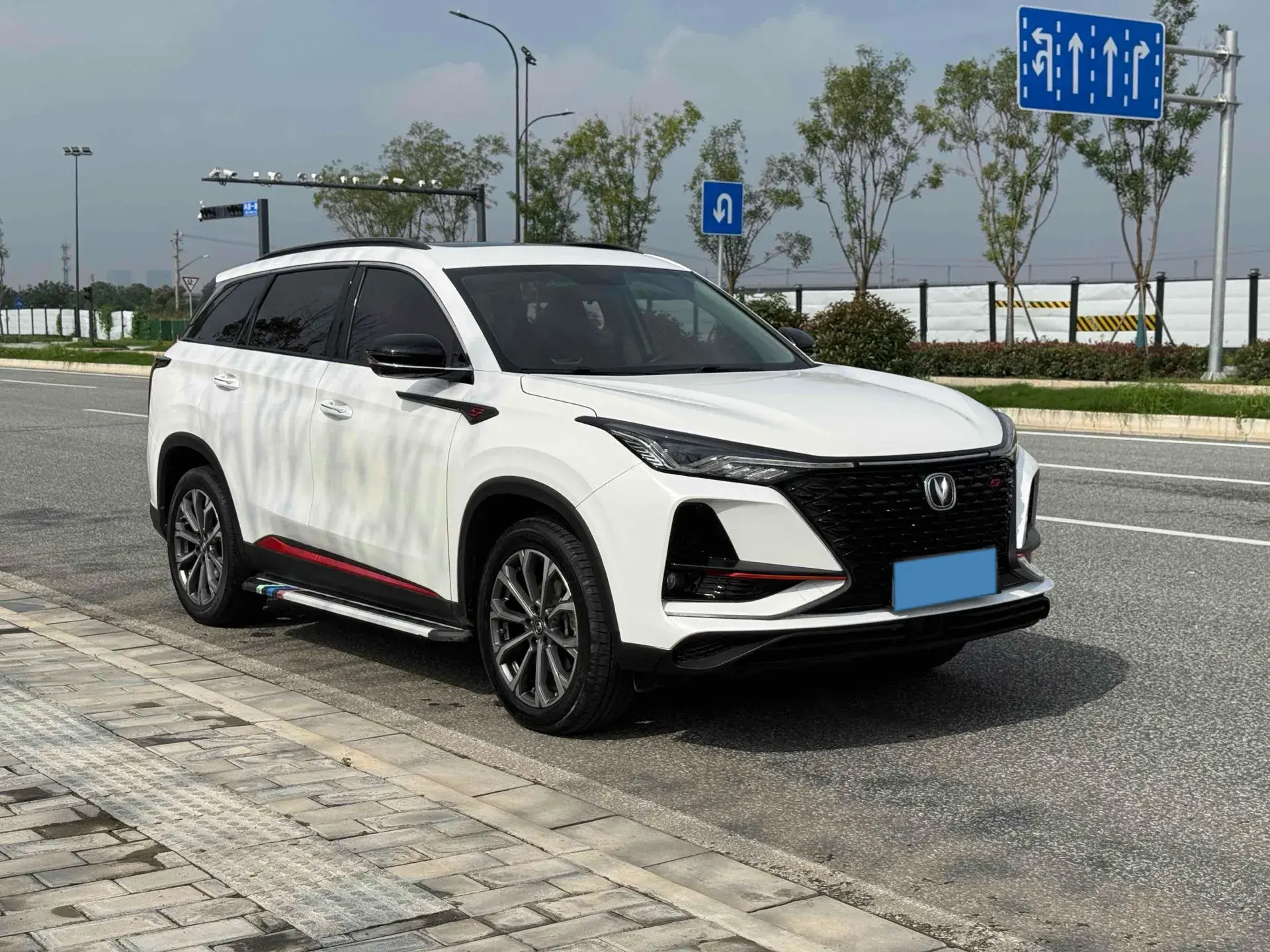 2020 CHANGAN CS75 thumbnail 3