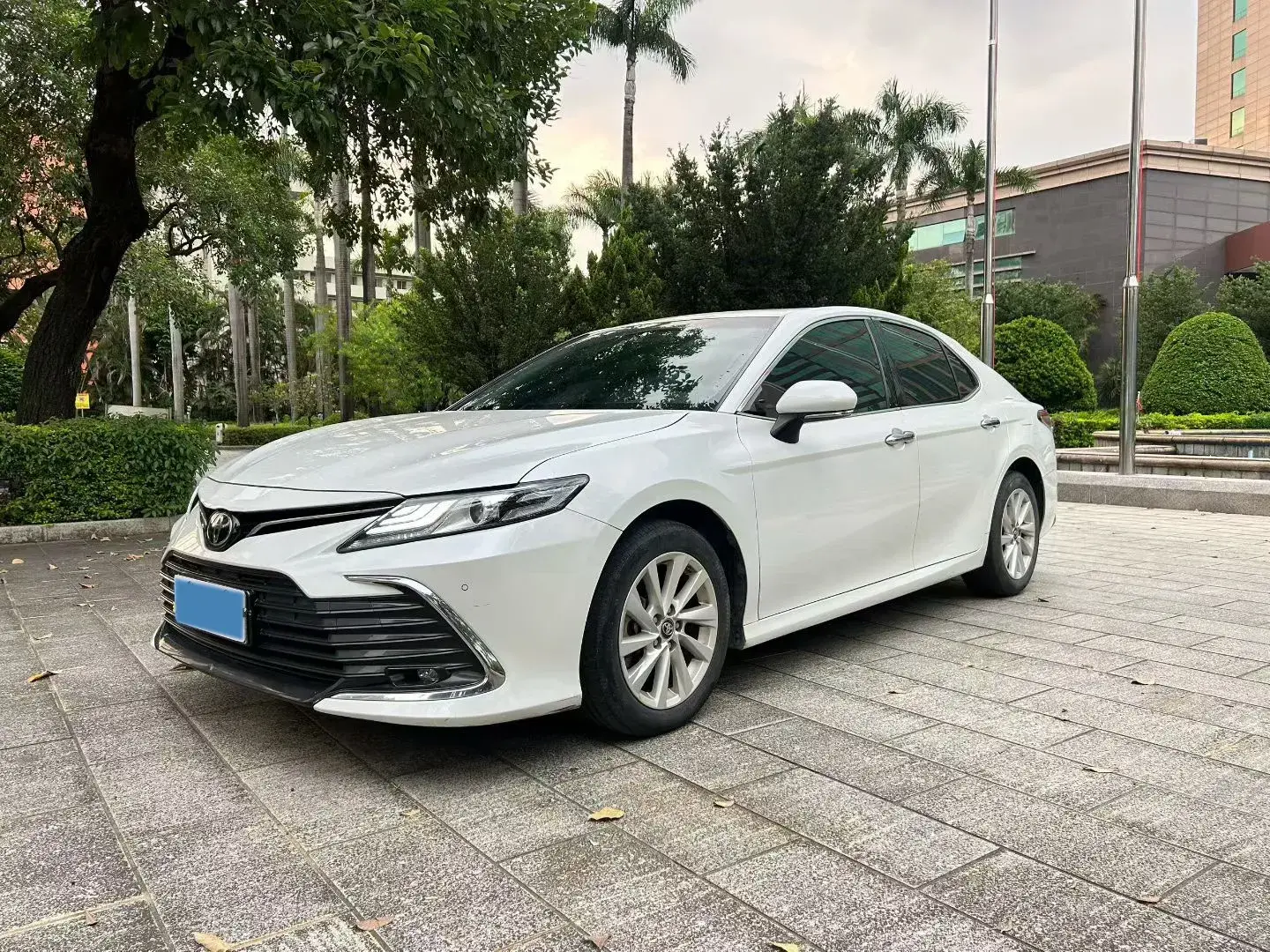 2021 TOYOTA CAMRY view 1