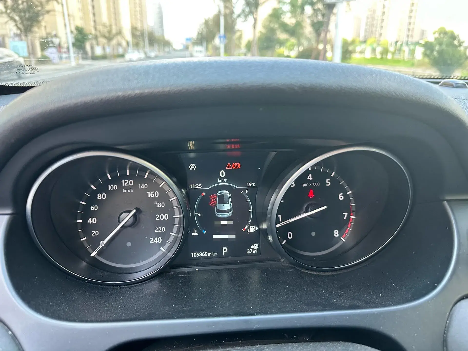 2018 LAND ROVER thumbnail 4