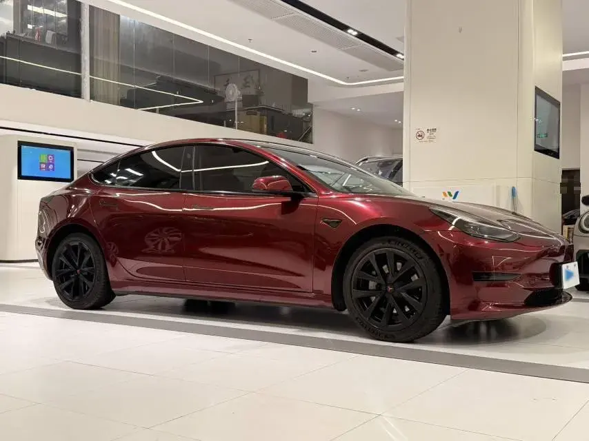 2022 TESLA MODEL thumbnail 3