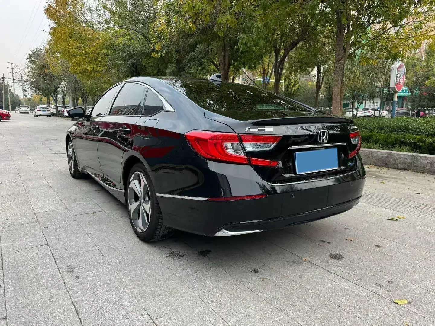 2018 HONDA ACCORD thumbnail 4