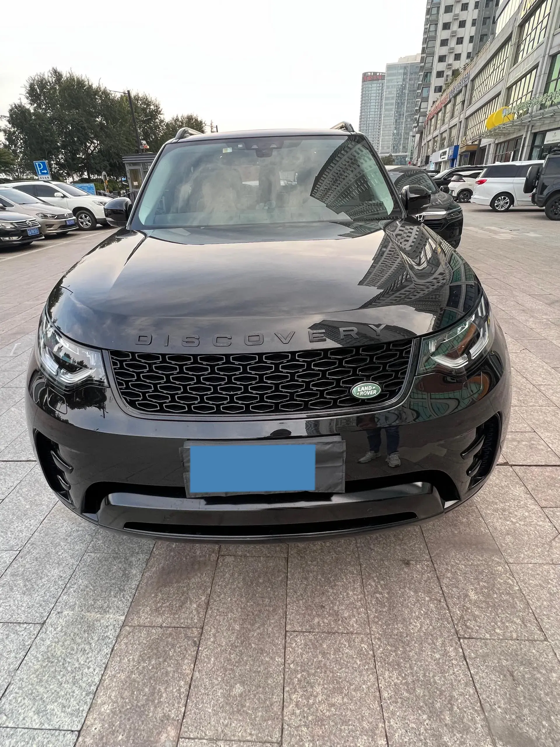 2019 LAND ROVER thumbnail 3