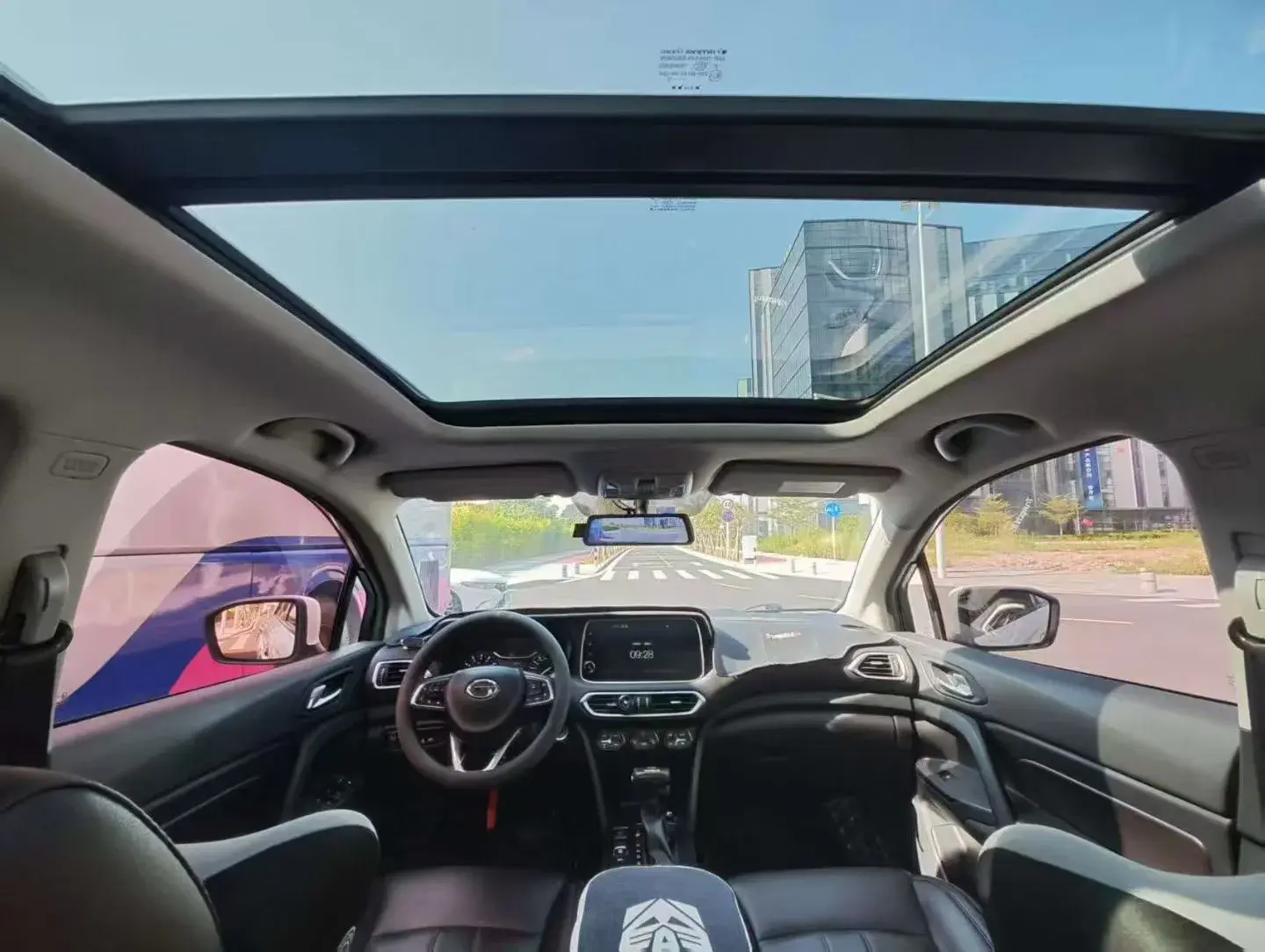 2018 GAC TRUMPCHI thumbnail 3