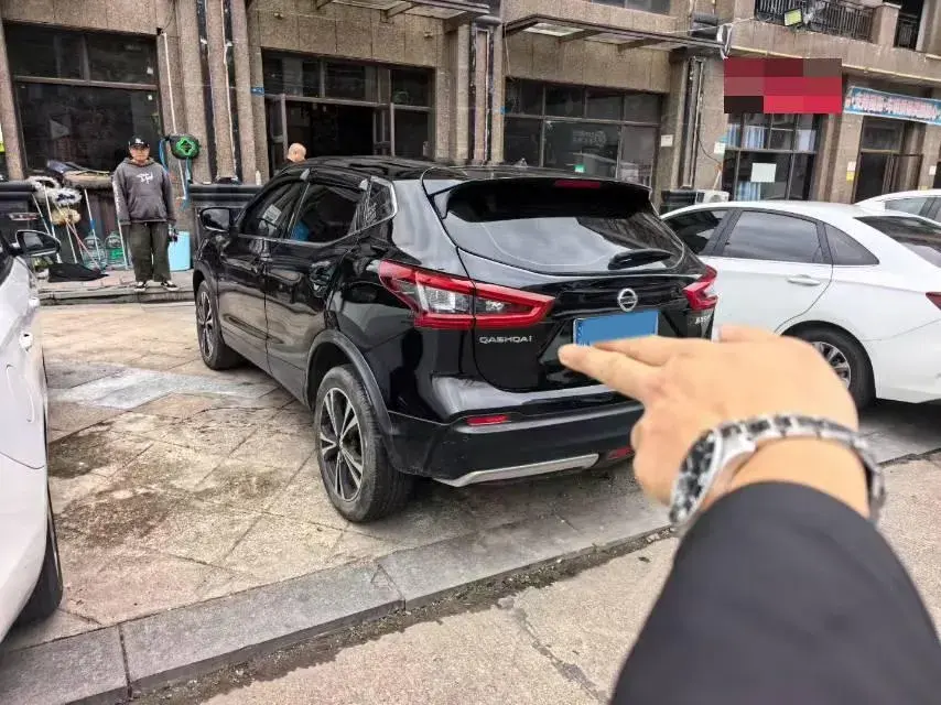 2022 NISSAN QASHQAI thumbnail 4