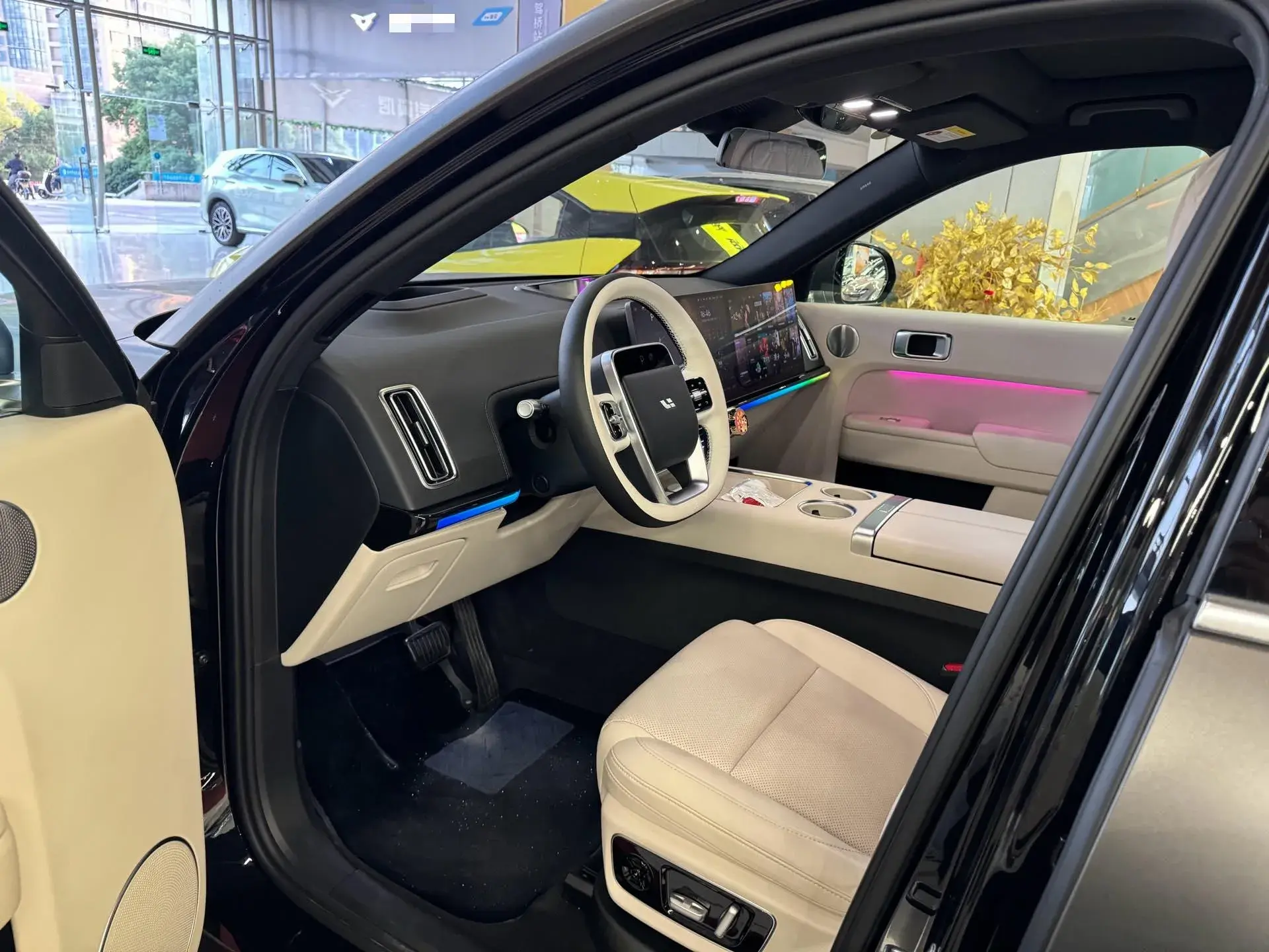 2023 LI L7 thumbnail 4