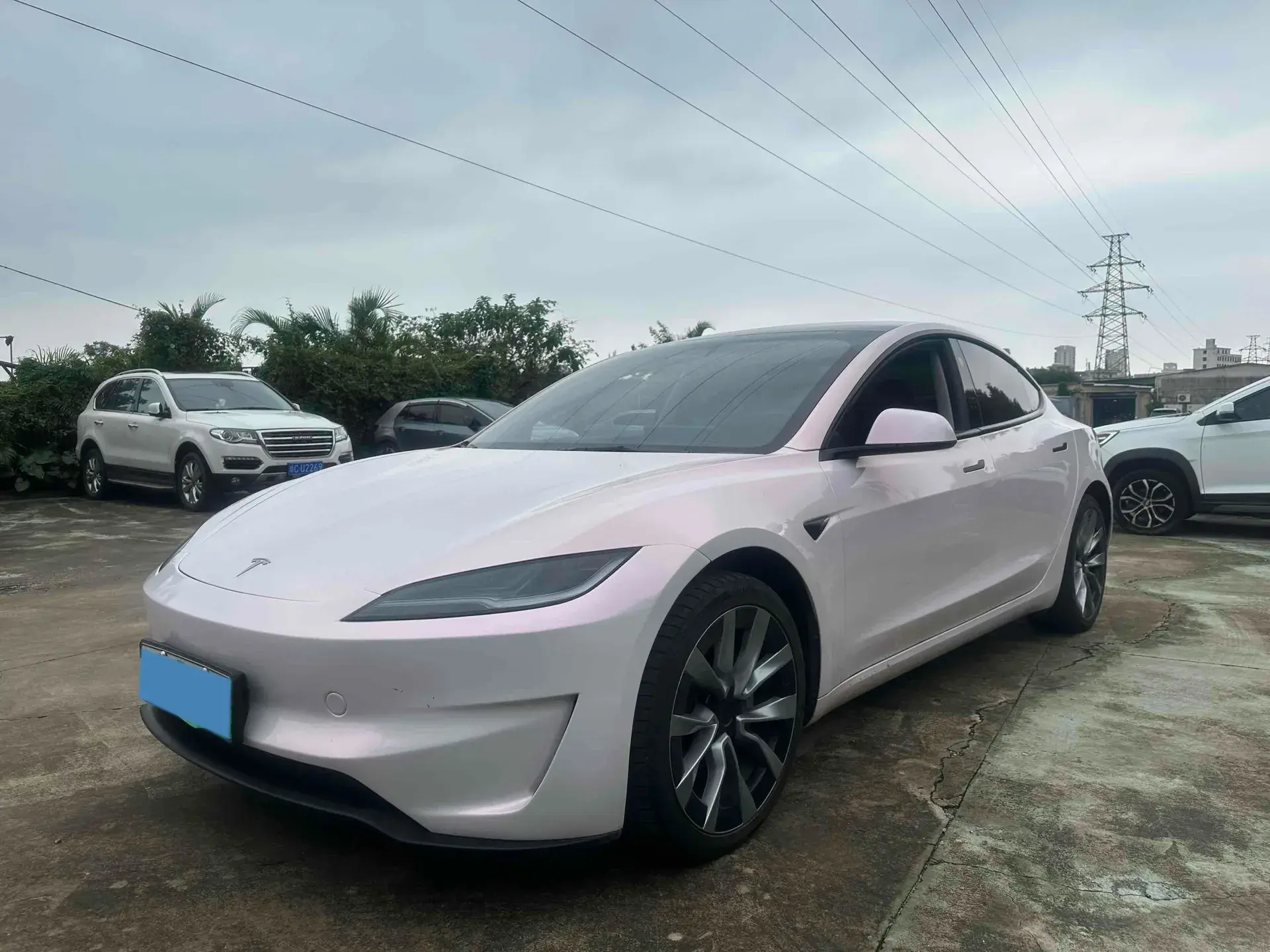 2023 TESLA MODEL view 1