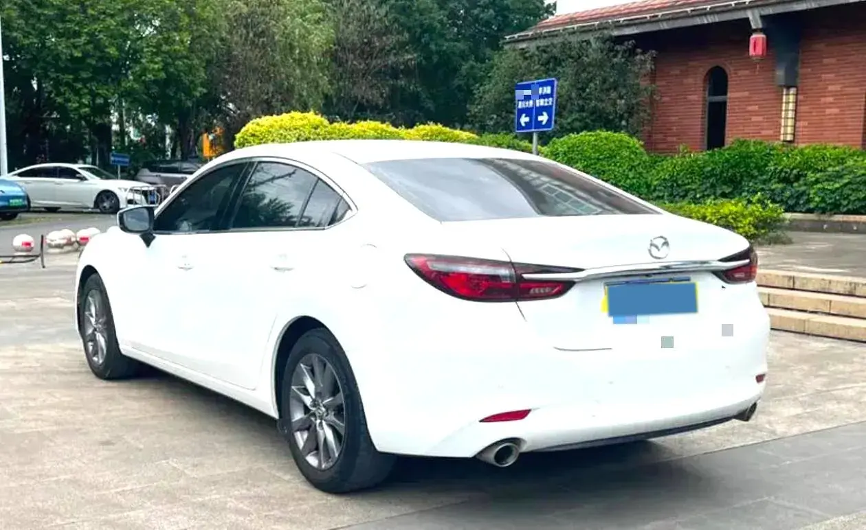 2018 MAZDA ATENZA thumbnail 4