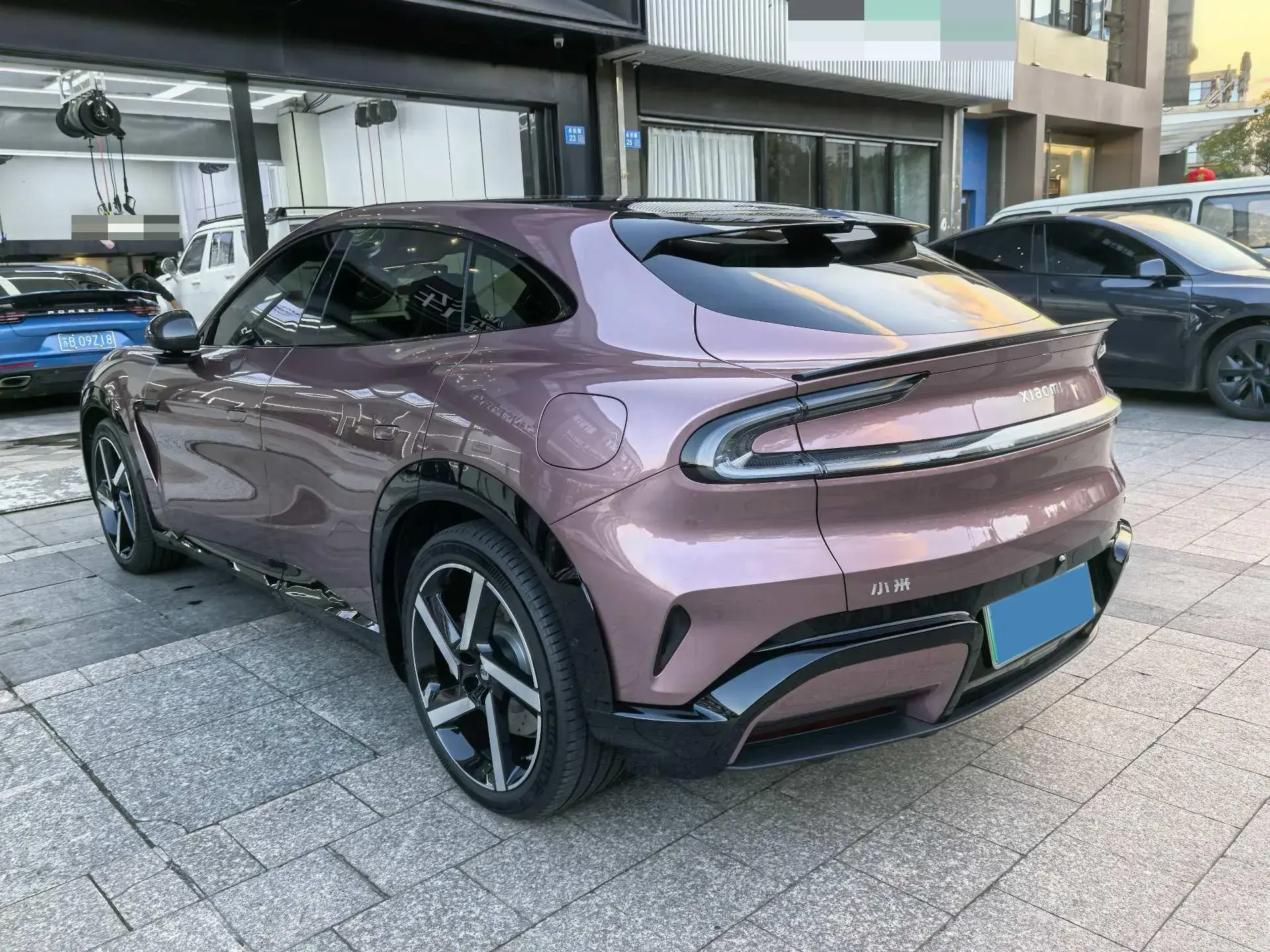 2025 MI YU7 thumbnail 3