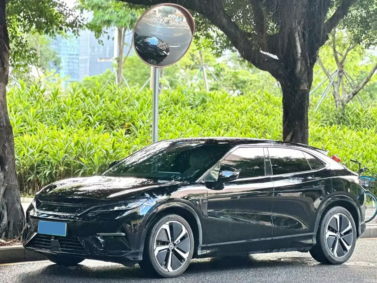 2024 BYD SONGL view 1