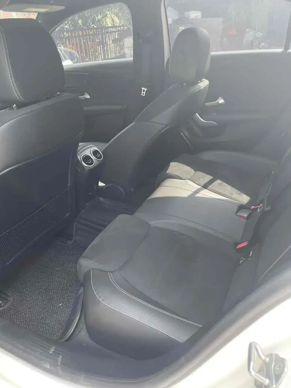 2020 MERCEDES-BENZ A thumbnail 3