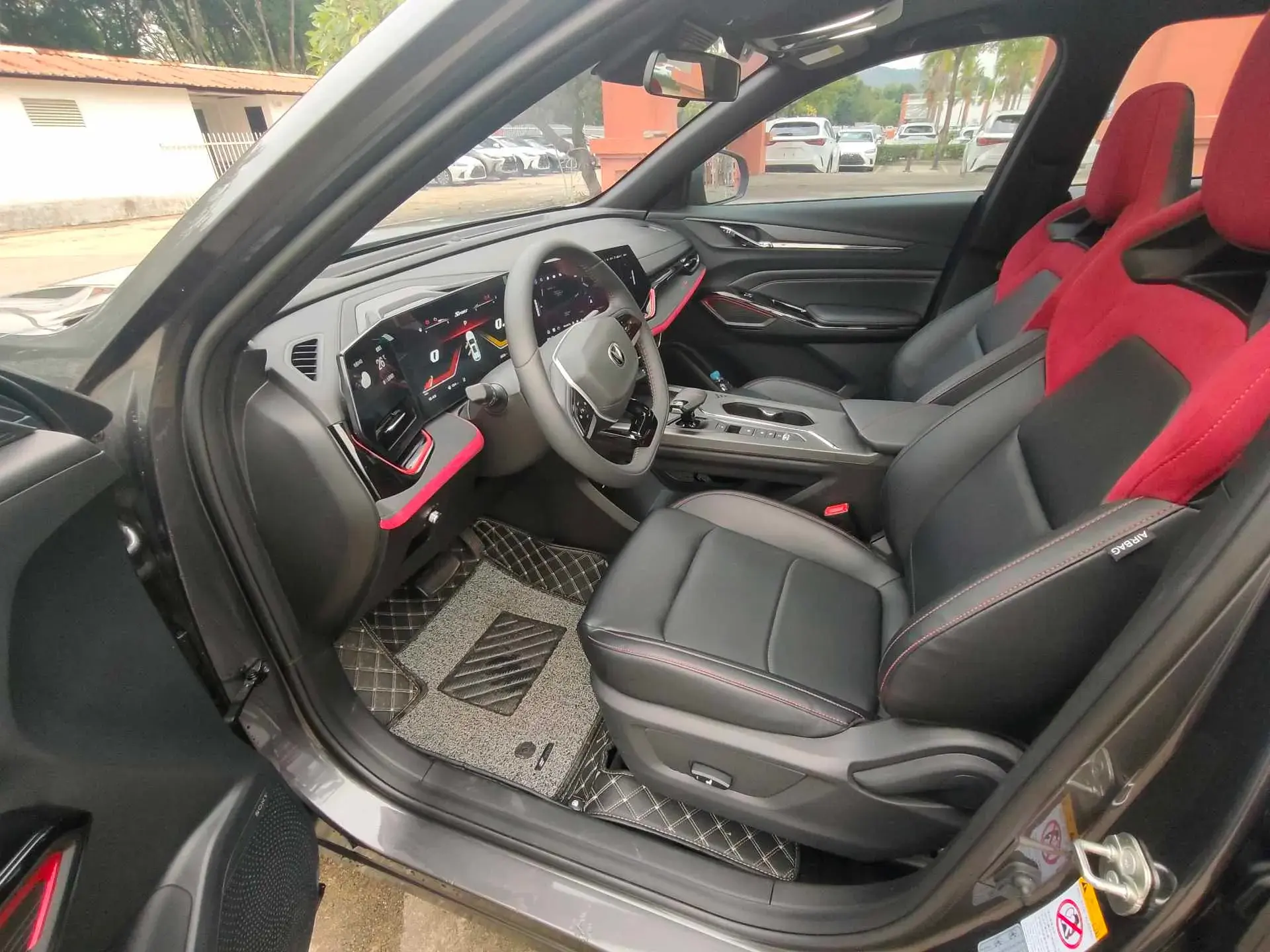 2025 CHANGAN X5 thumbnail 4