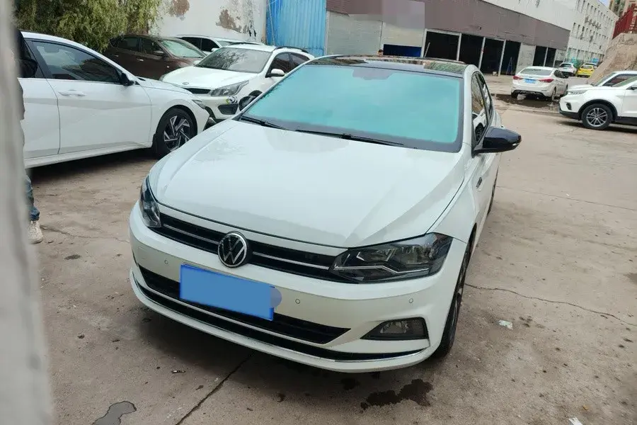 2023 VOLKSWAGEN POLO thumbnail 3