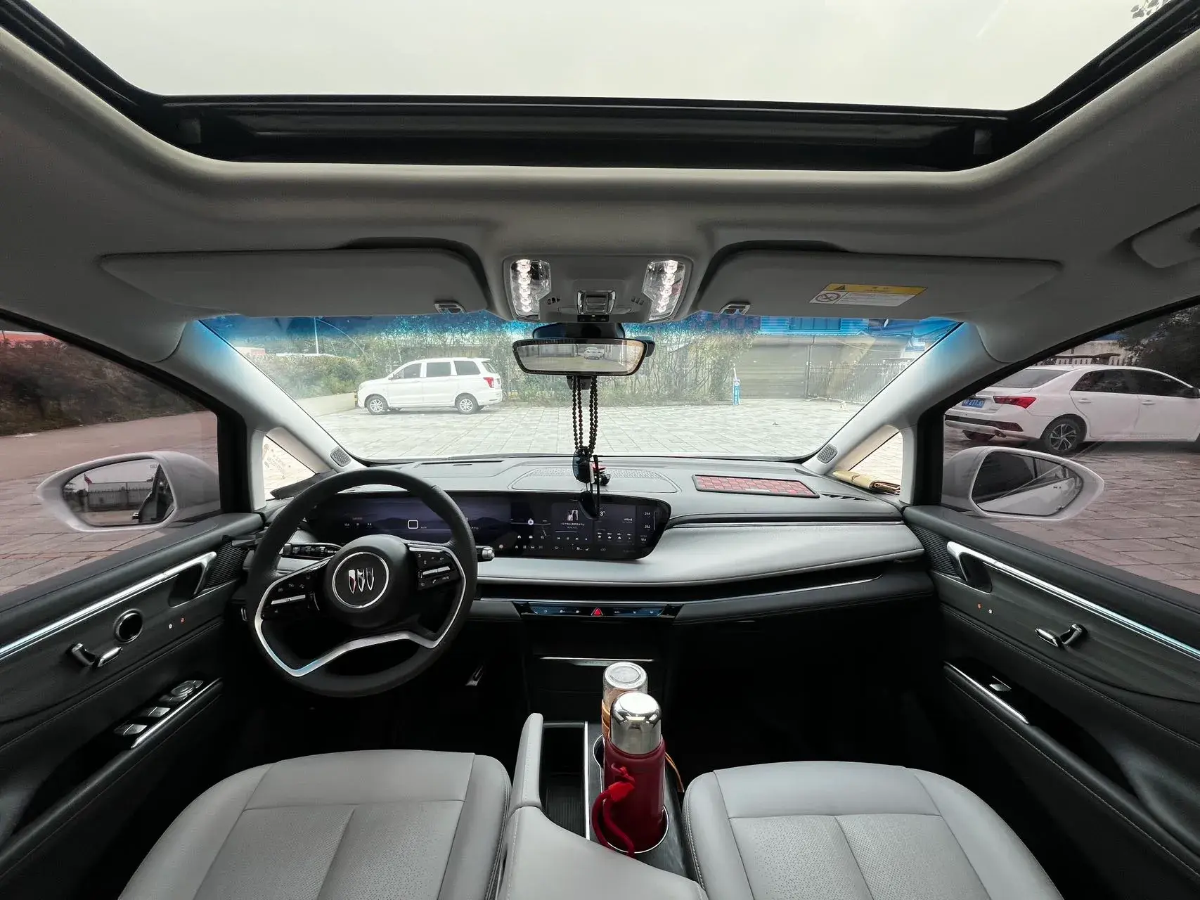 2025 BUICK GL8 thumbnail 4