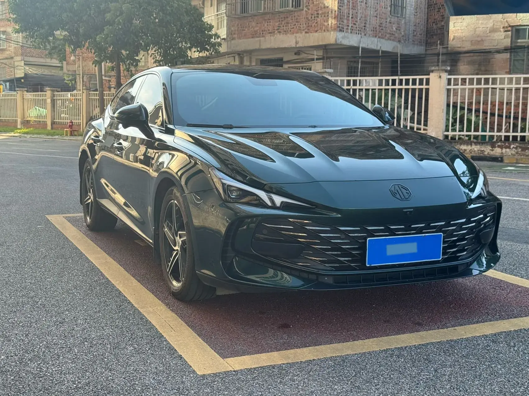 2023 MG 7 thumbnail 3