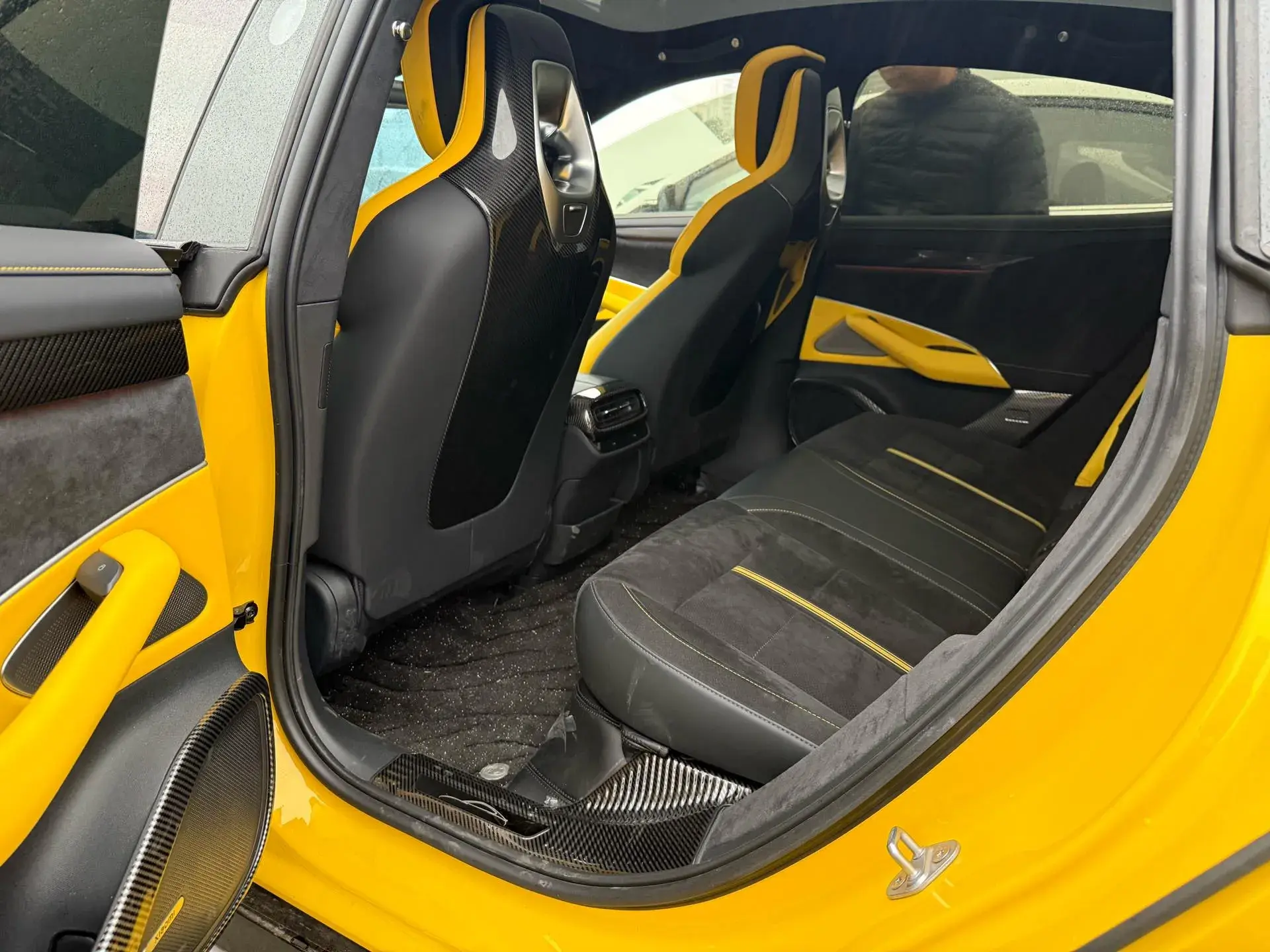 2025 MI SU7 thumbnail 4