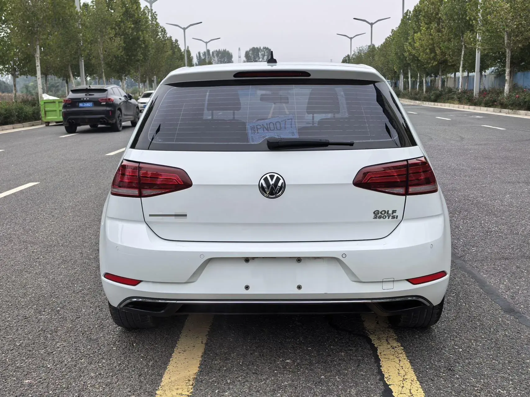 2020 VOLKSWAGEN GOLF thumbnail 4