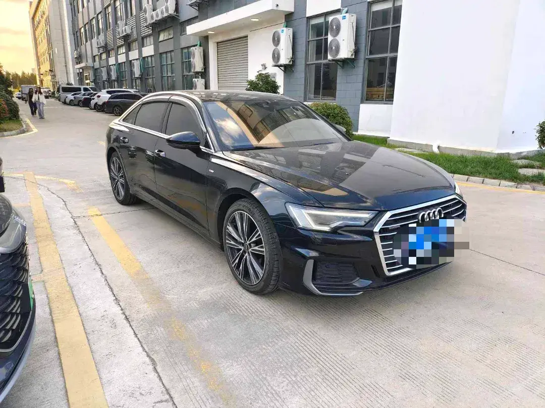 2022 AUDI A6L thumbnail 2