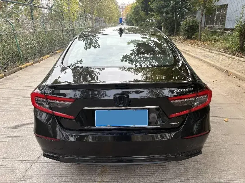 2022 HONDA ACCORD thumbnail 3