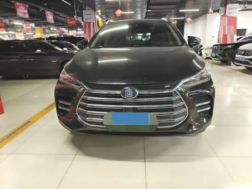 2018 BYD TANG thumbnail 4