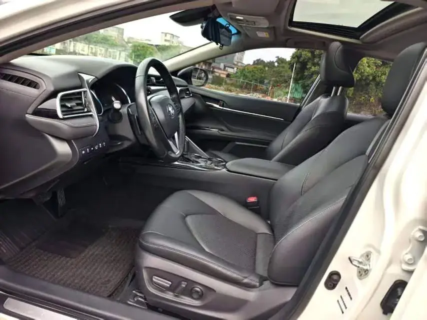 2019 TOYOTA CAMRY thumbnail 4