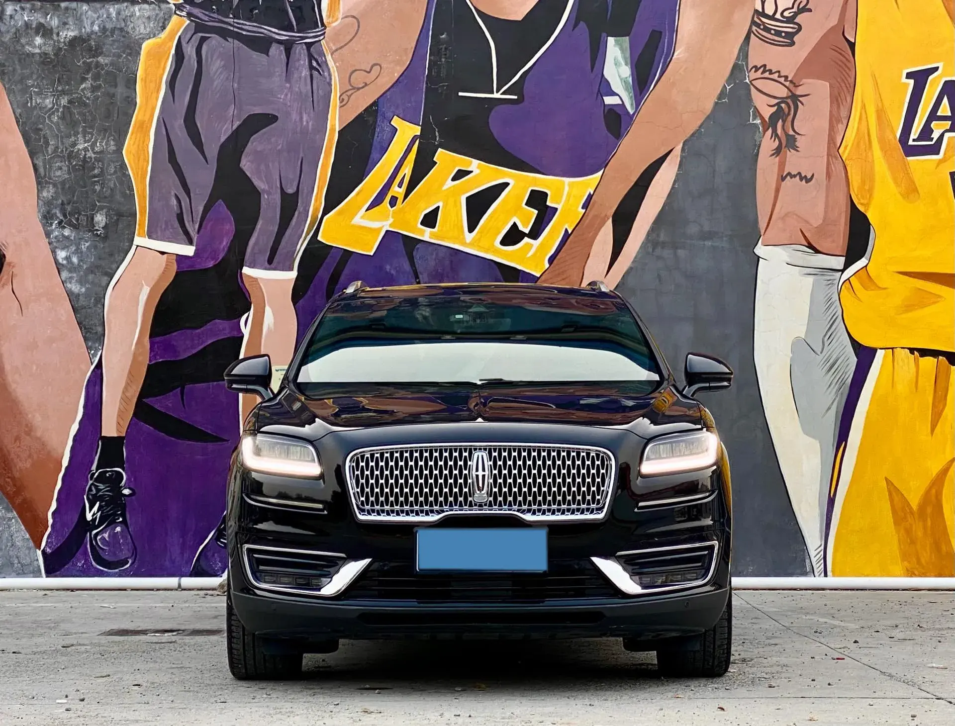 2019 LINCOLN NAUTILUS thumbnail 2