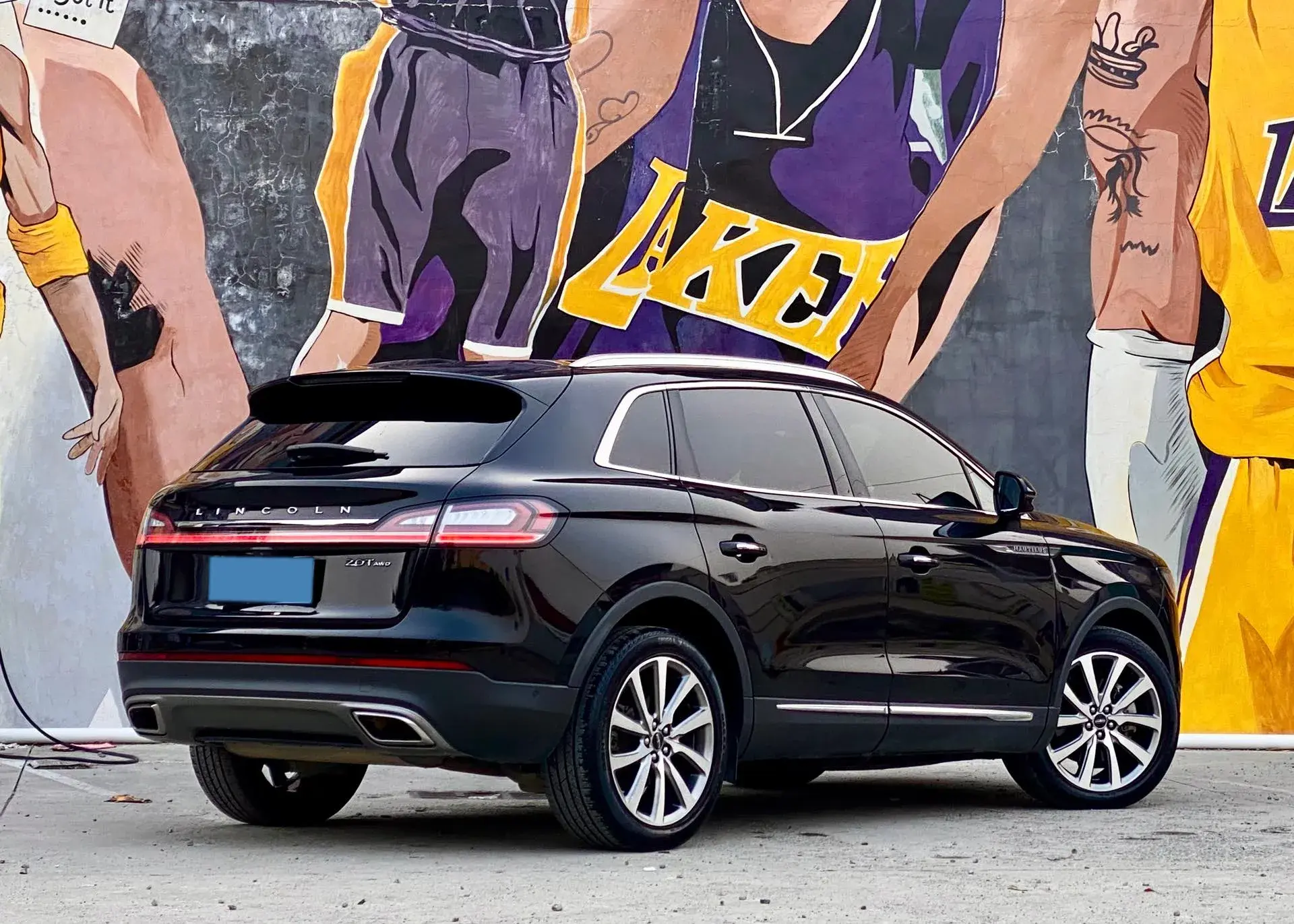 2019 LINCOLN NAUTILUS thumbnail 4