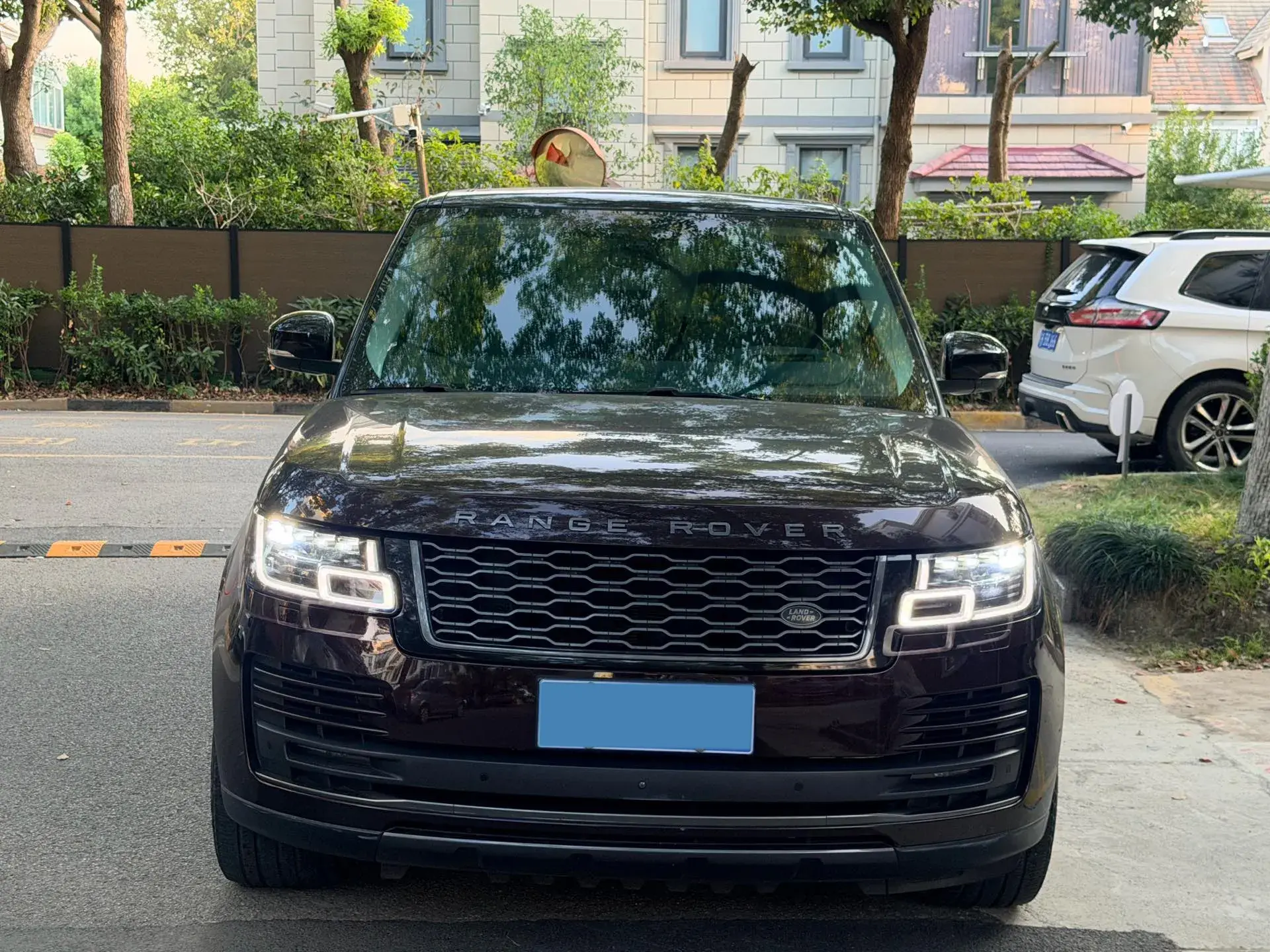 2021 LAND ROVER thumbnail 2