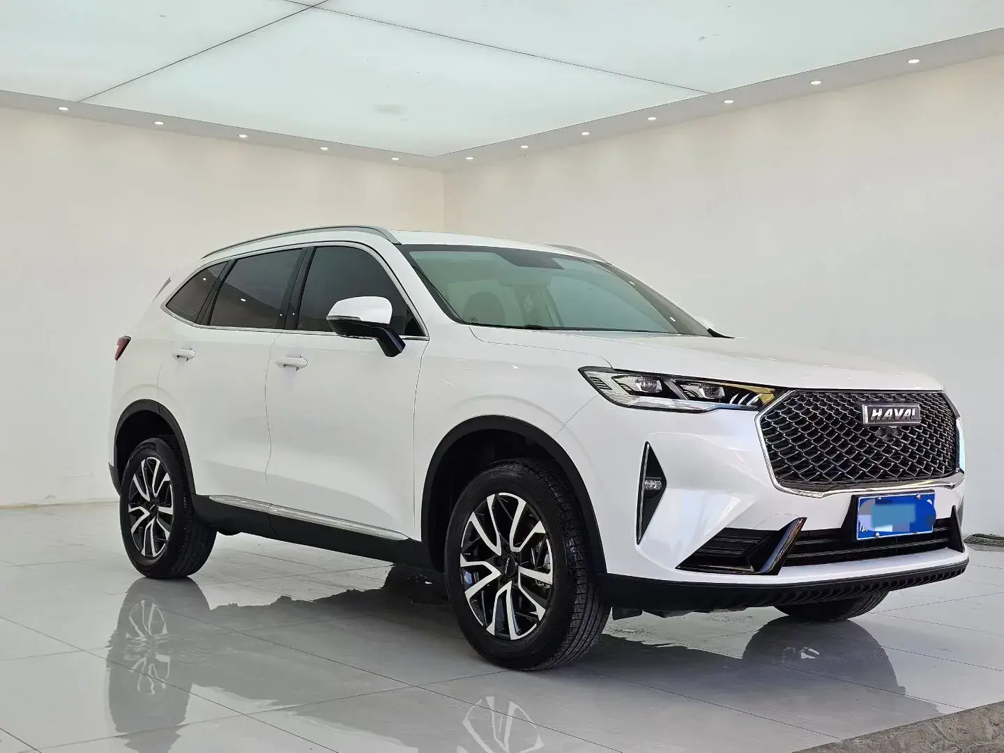 2021 HAVAL H6 view 1